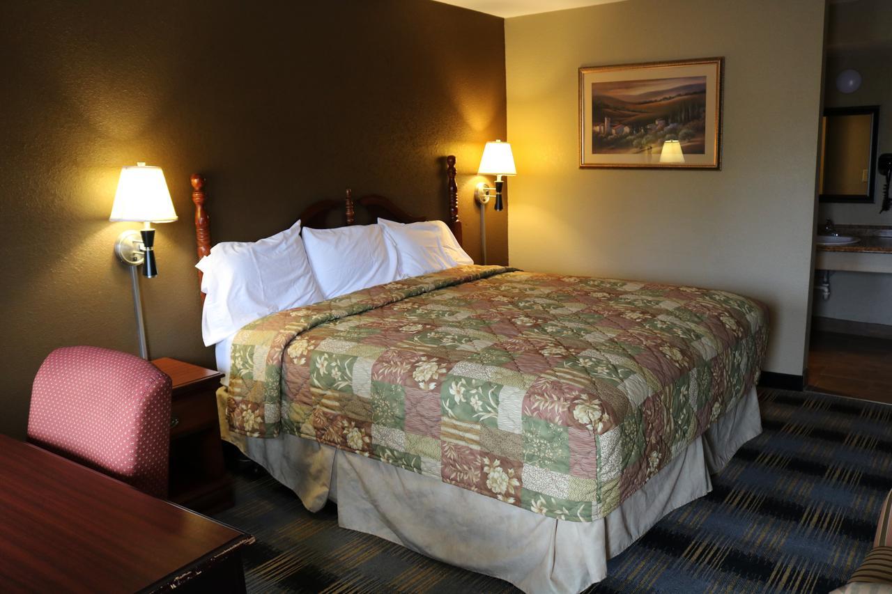 Hotel Battlefield *