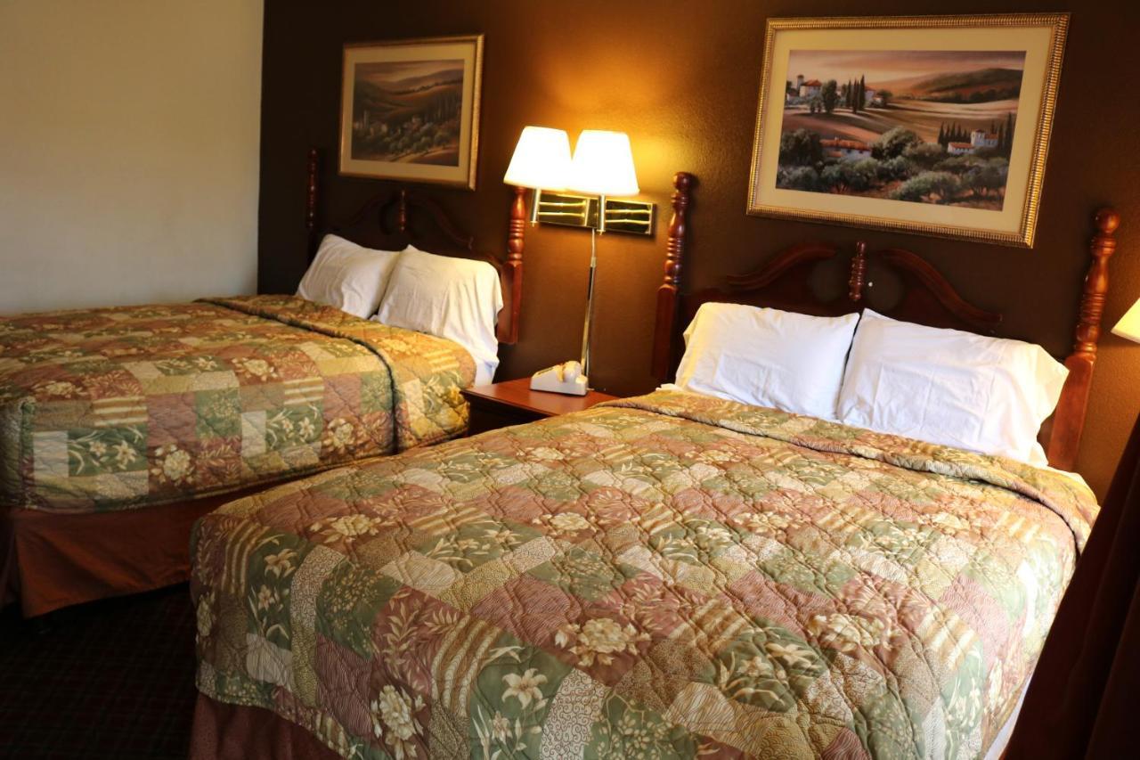 Hotel Battlefield *